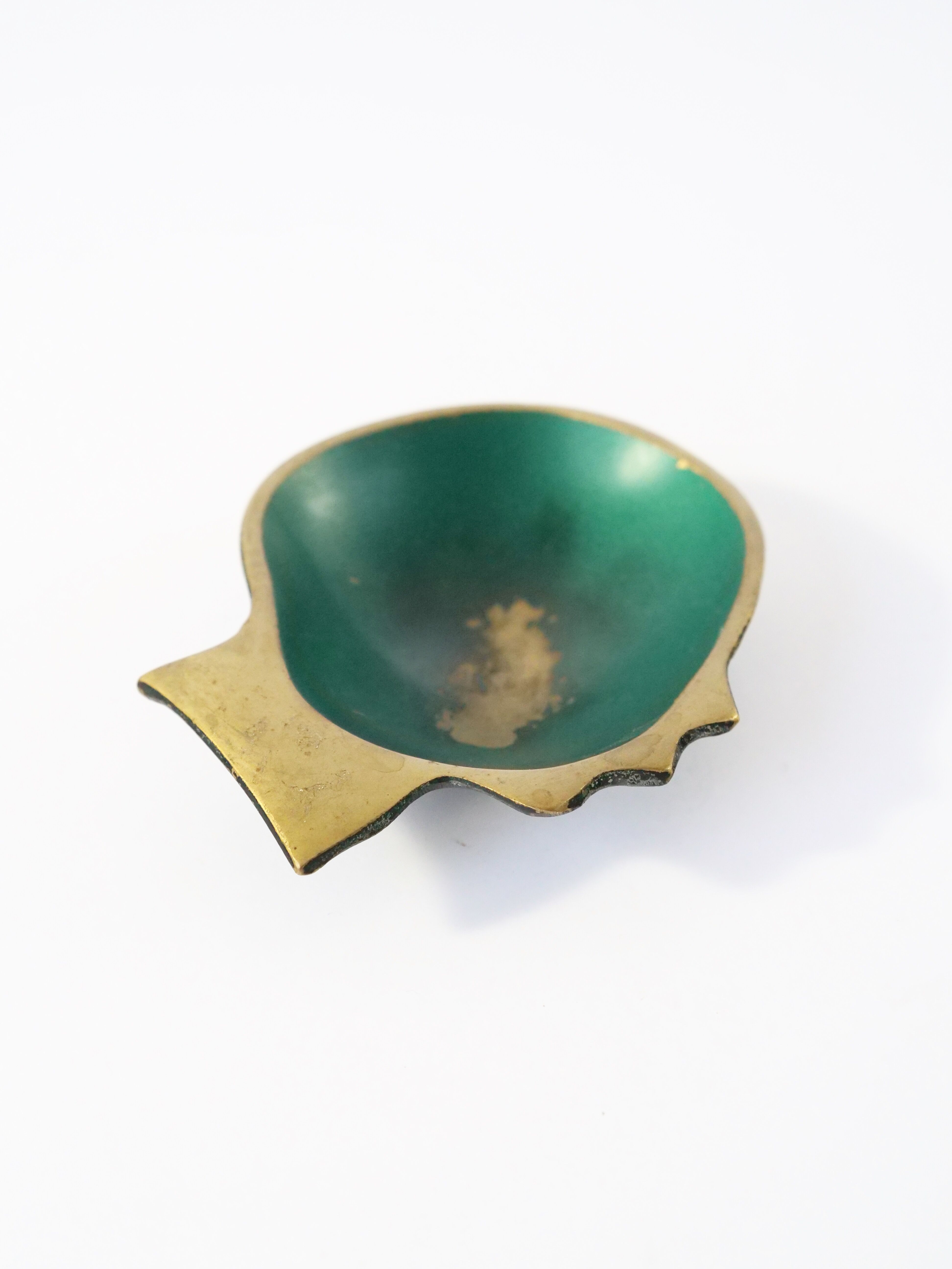 Brass catchall in Austrian design from the 1950s.