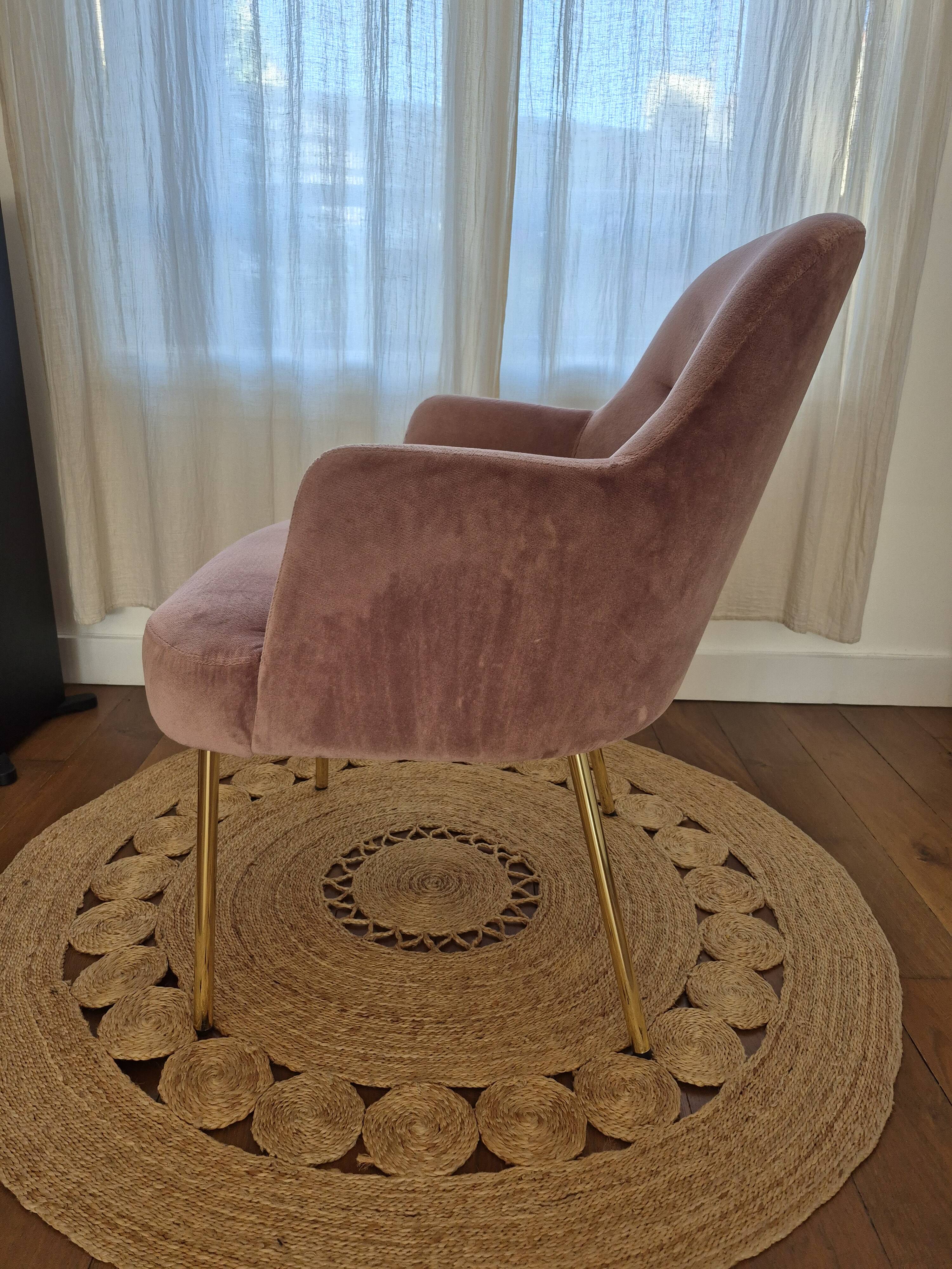 Fauteuil torre 1961 – modèle da vinci 02 – velours rose pâle
