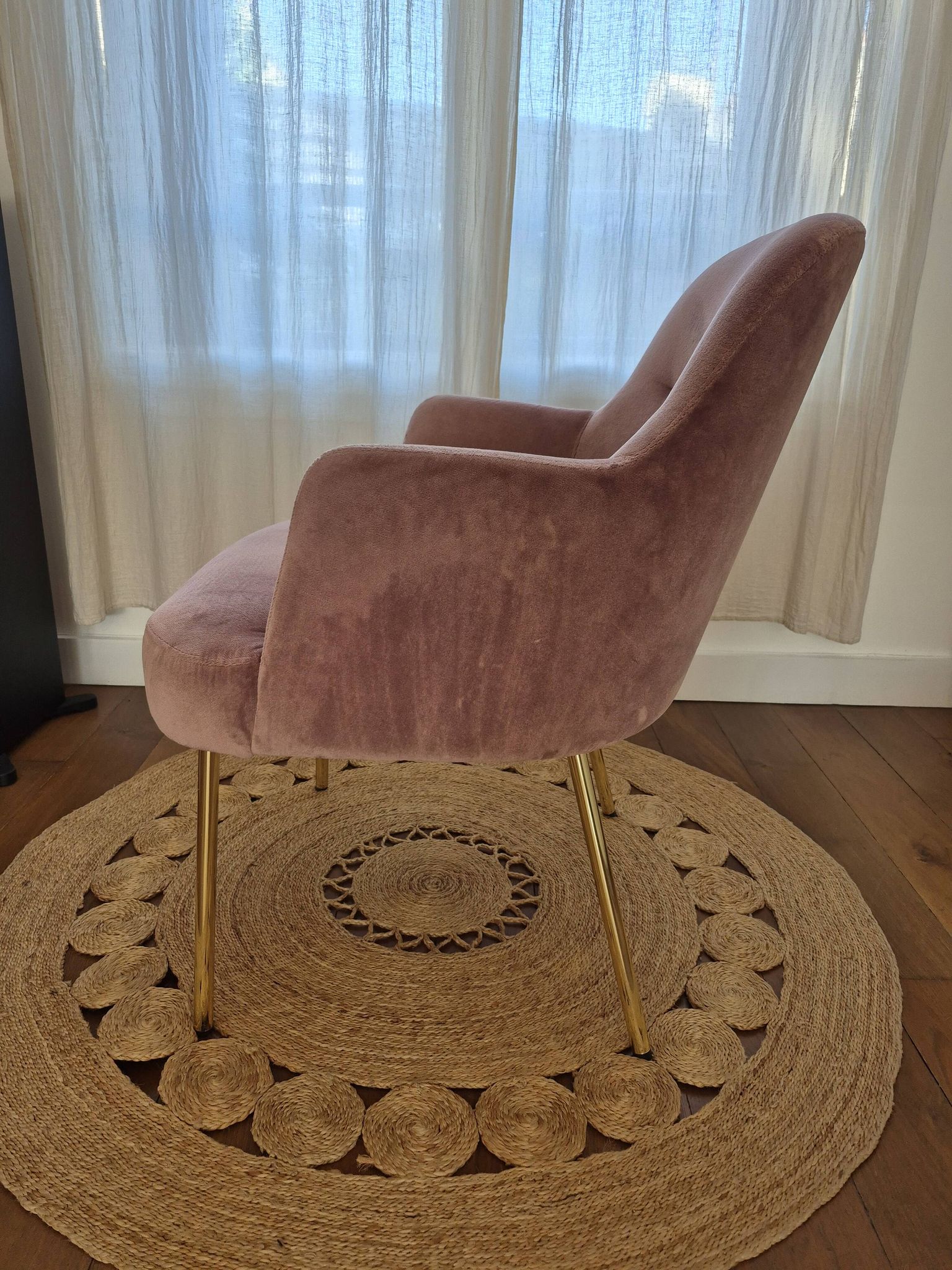 Armchair torre 1961 – model da vinci 02 – pale pink velvet