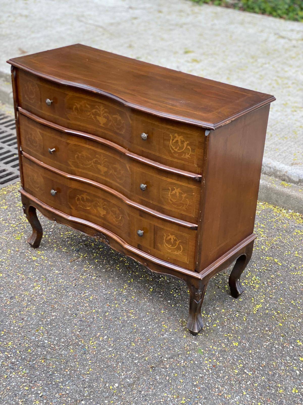 Commode chinoise vintage en bois avec décoration