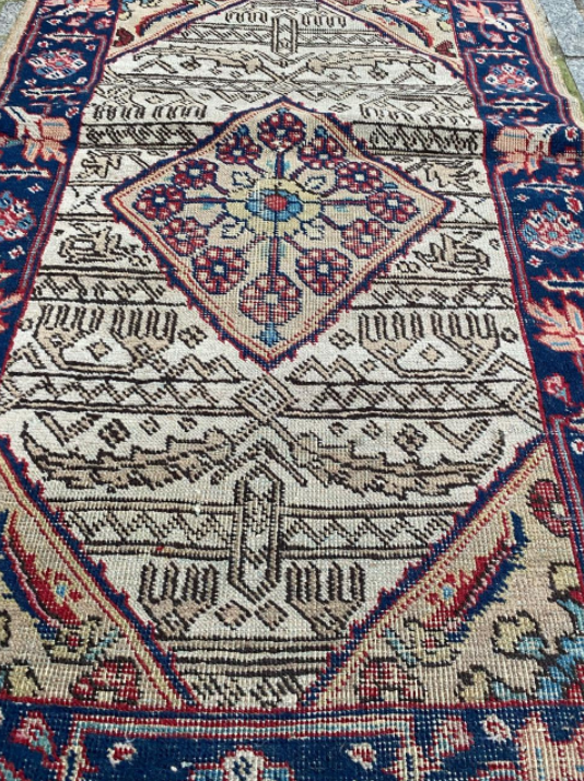 Antique Tabriz carpet 126x76cm
