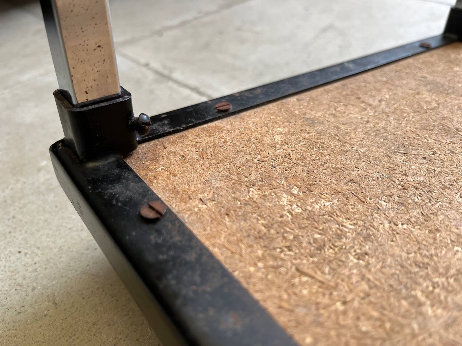 Belarti attribution side table - with tiles - 1960/70's