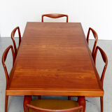 Table de salle à manger par Nanna Ditzel pour Saren Willadsen et chaises conçues par Kai Lyngfeldt-Larsen