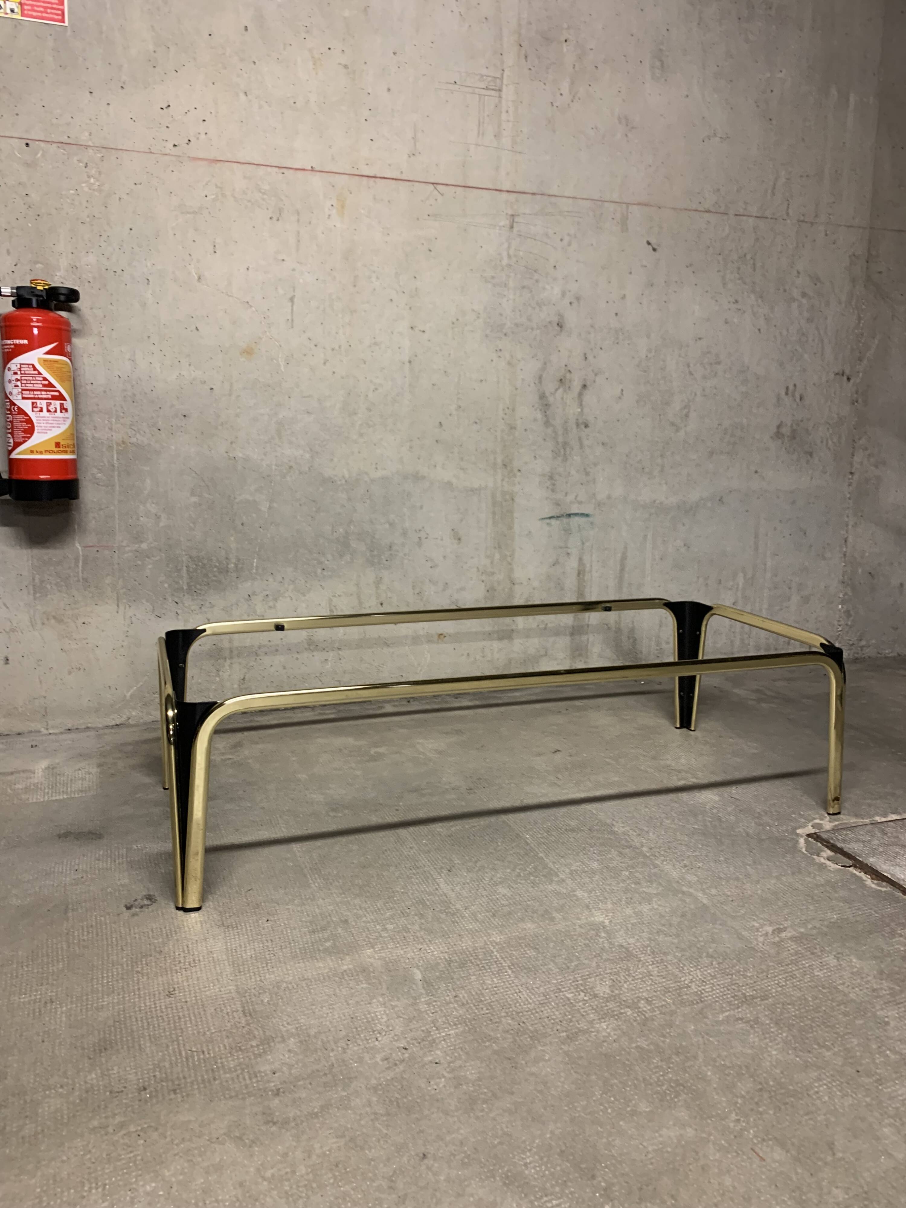 Vintage design coffee table glass and gold metal