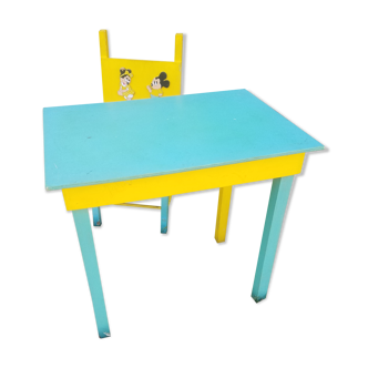 Small children's desk and chair