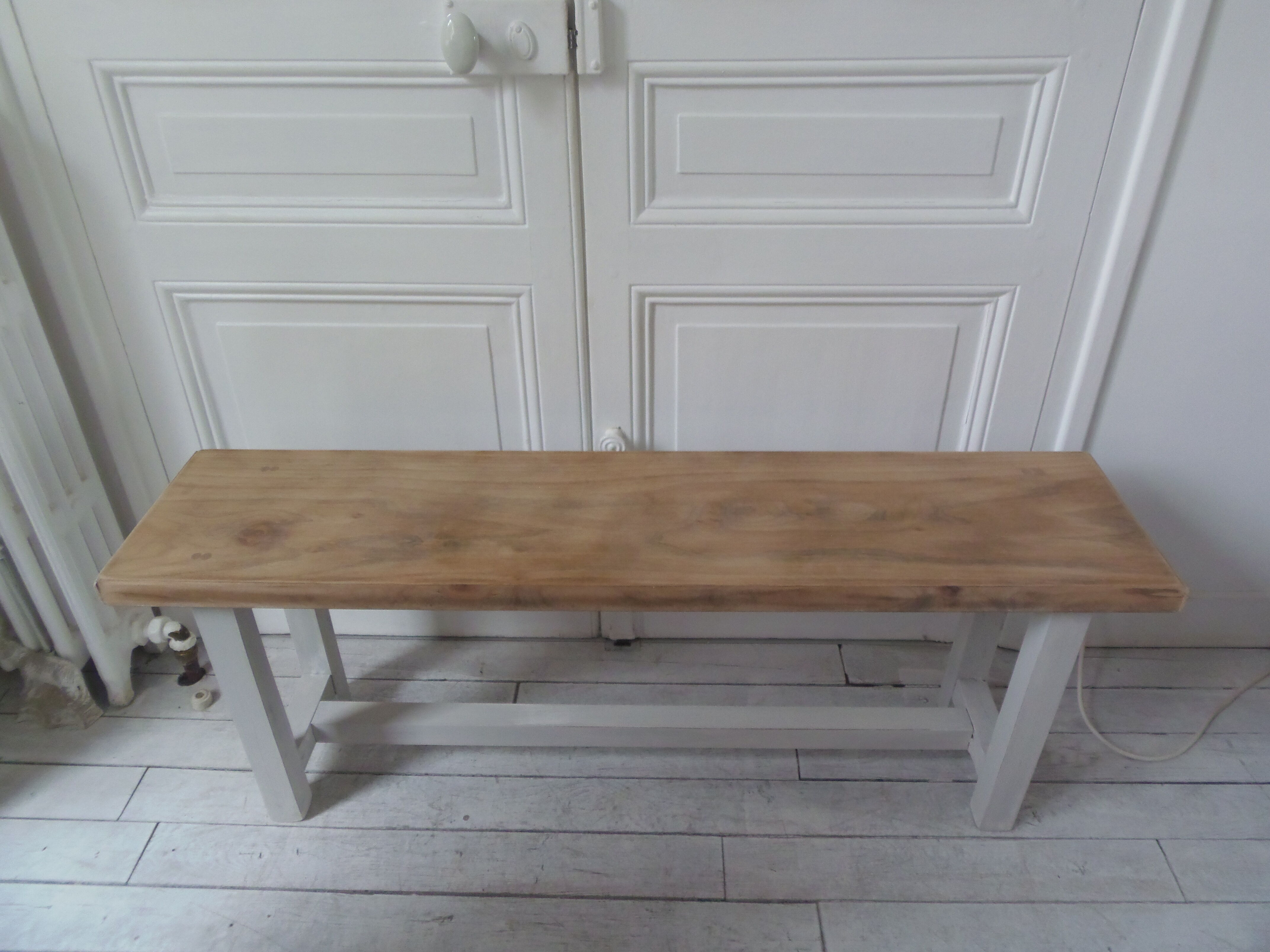 Bench, pearl grey patinated end of bed