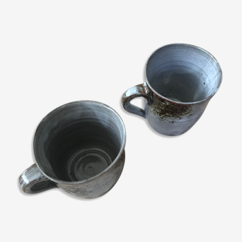 Set of 2 gray ceramic cups