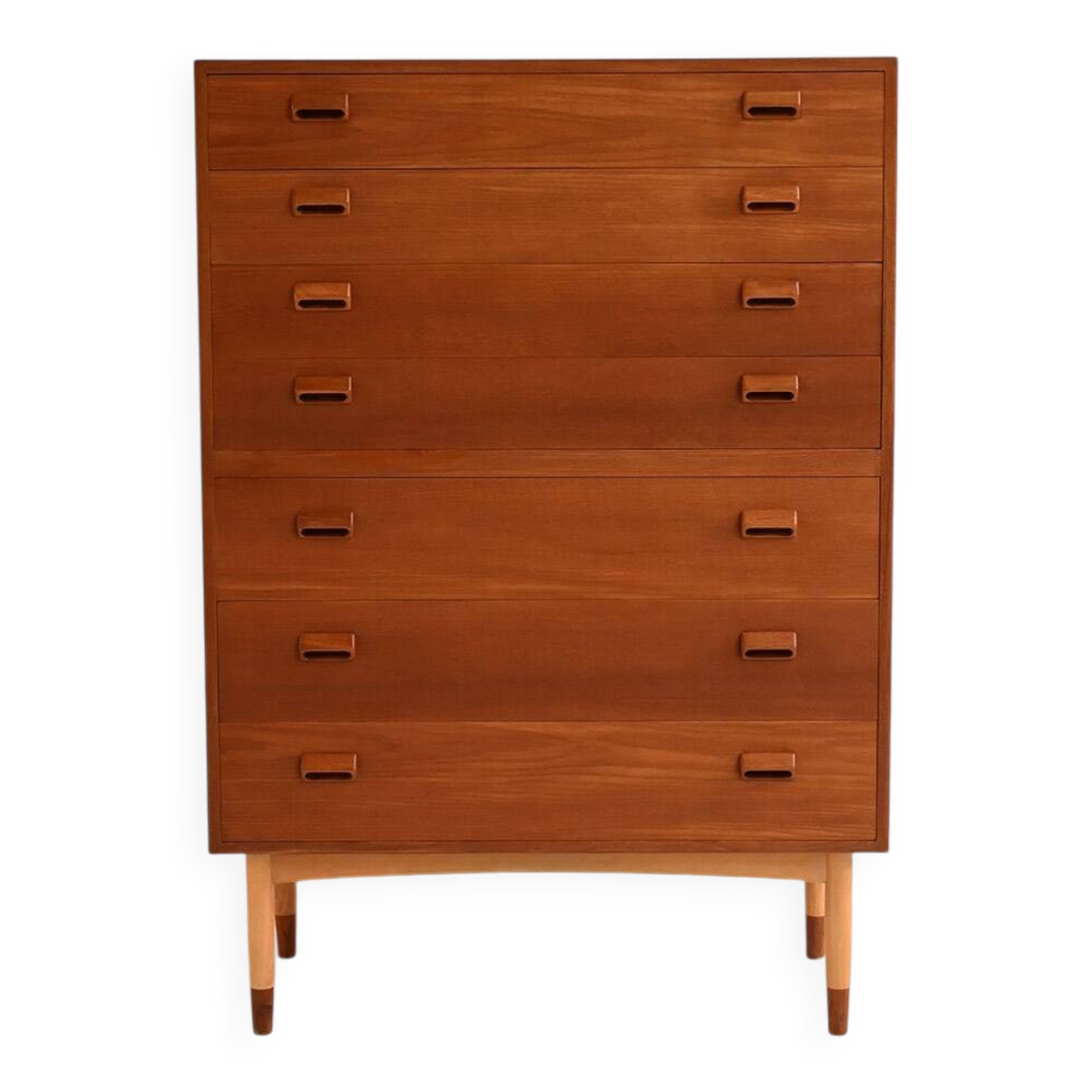Commode danoise des années 1950 en teck, design de Børge Mogensen.