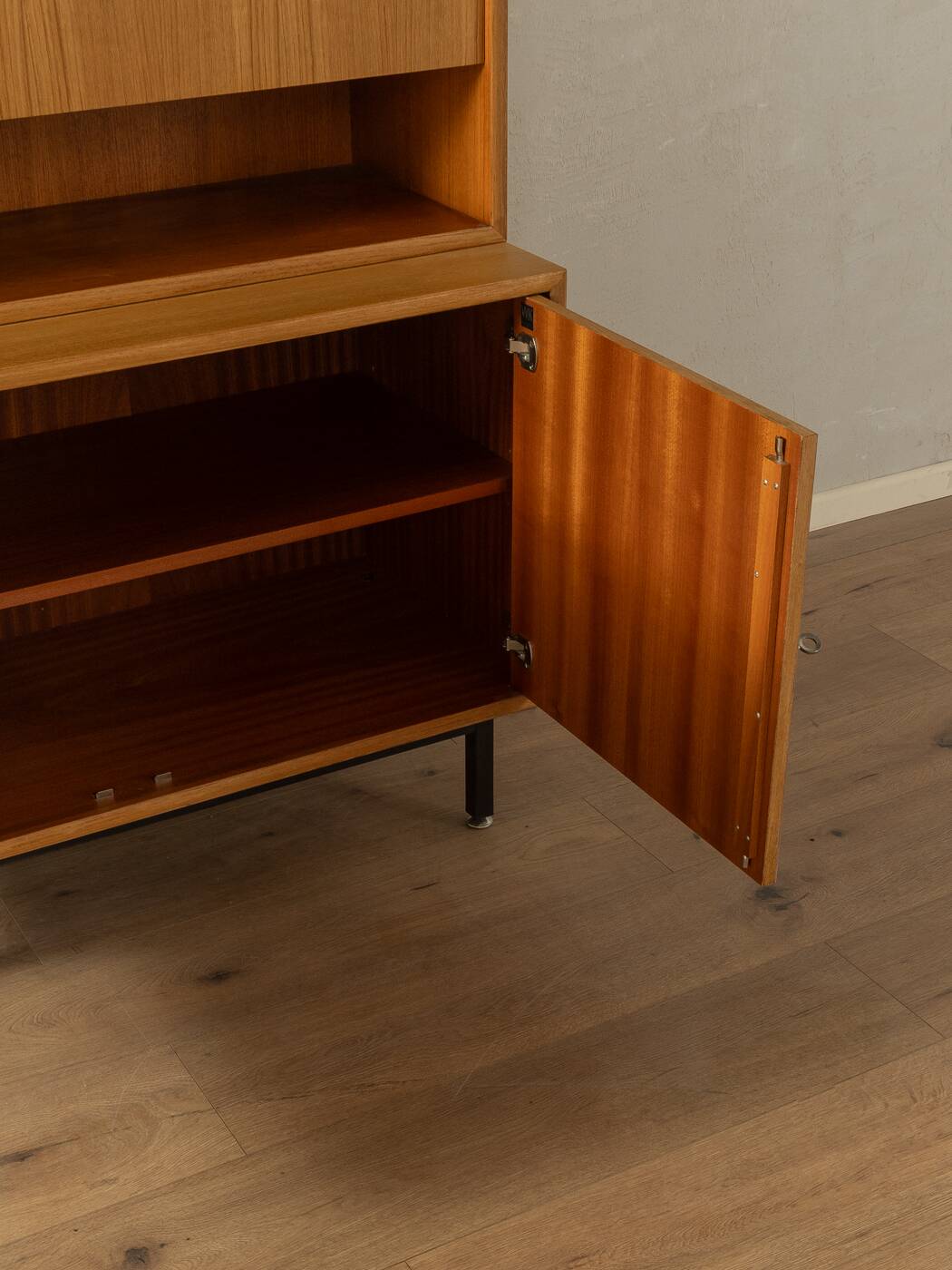 19602 Dresser, WK Möbel