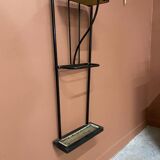 Wall-mounted locker room