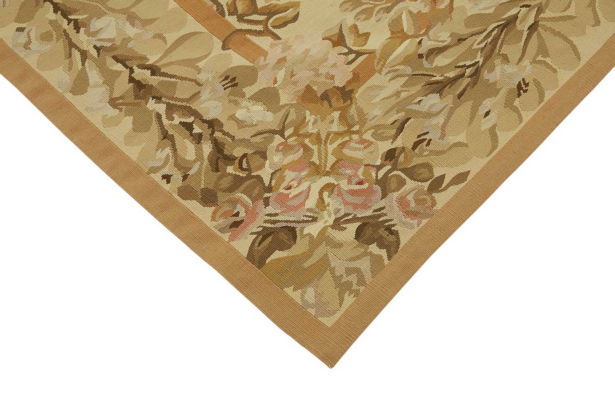 Handmade European Vintage Aubusson Kilim 177 cm x 273 cm