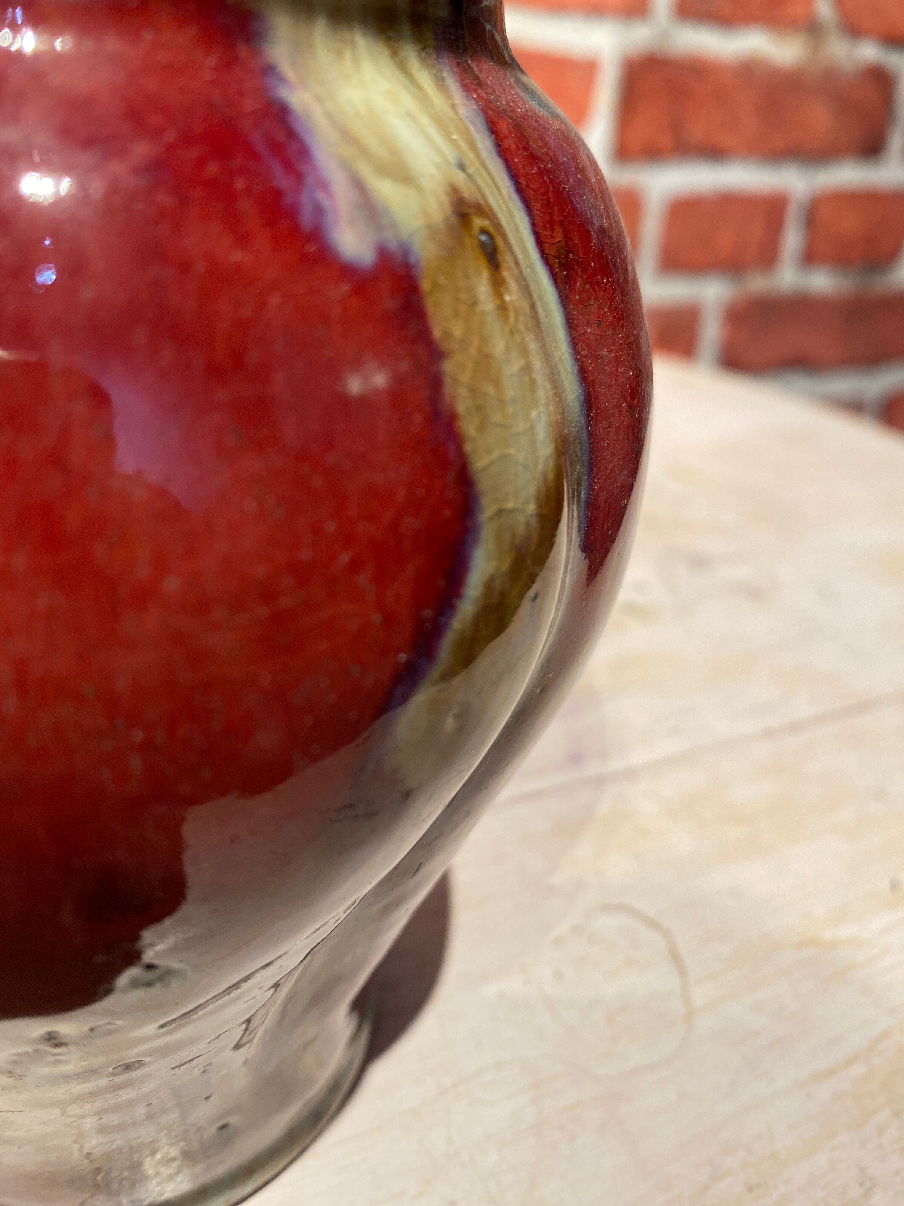 Ceramic pot signed D. Avonts