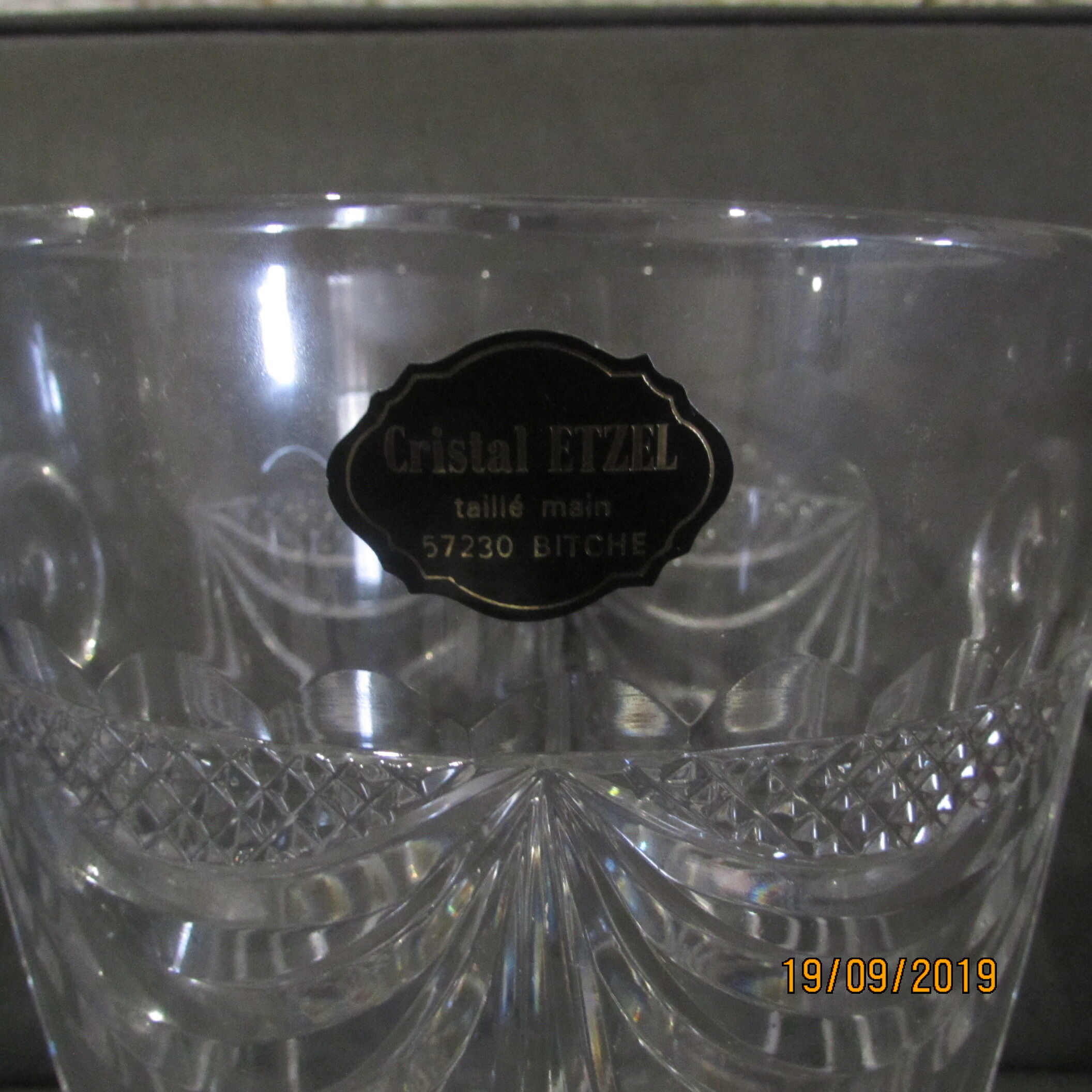 Hand-cut crystal champagne bucket