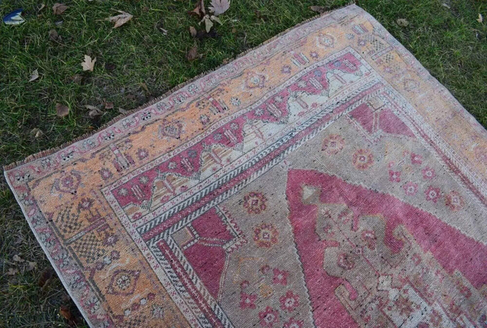 Tapis turc vintage fait main