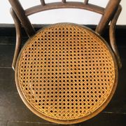 Paire de chaises signées Thonet