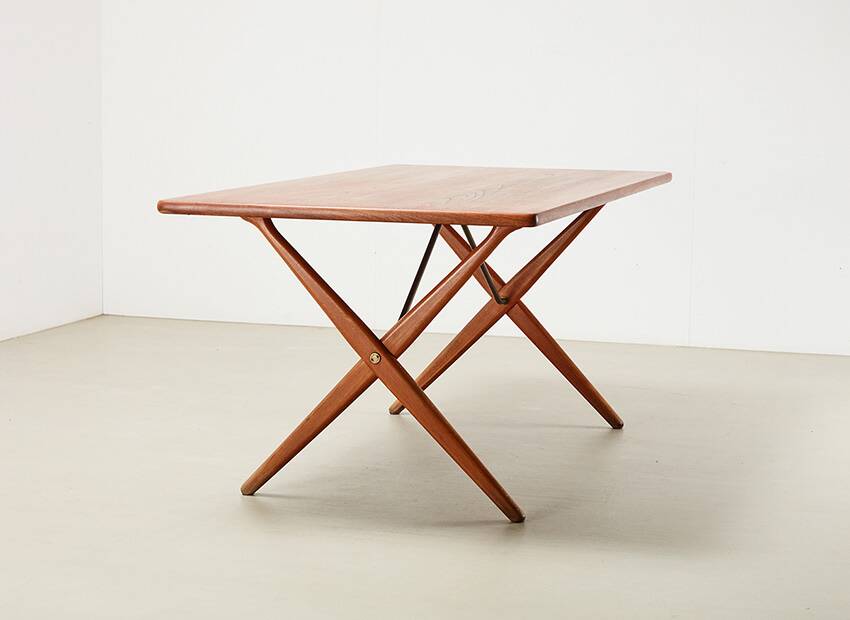 Table à manger AT-303 Sawhorse de Hans Wegner pour Andreas Tuck Danemark 1955