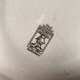 Set of 8 Naldrett Mcninn English earthenware plates