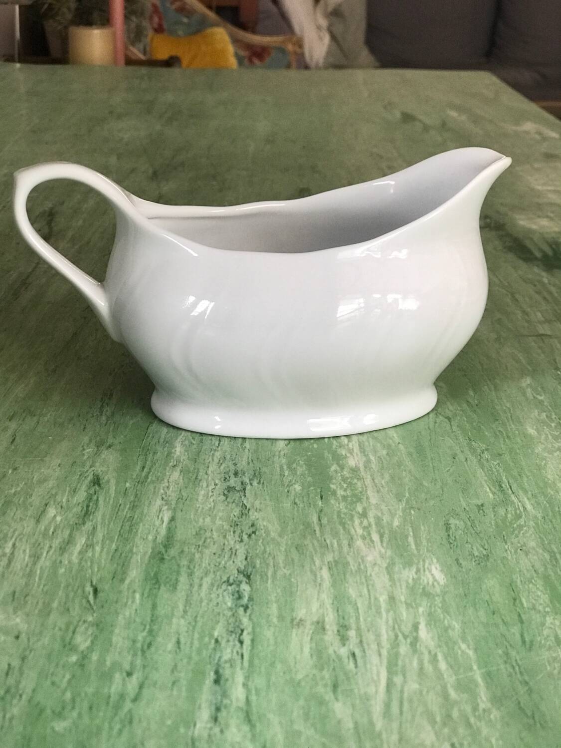 Ssaucière en porcelaine vintage