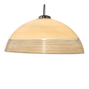 Magnificent suspended light fixture in white glass, Murano glass, Italy, 1970s.