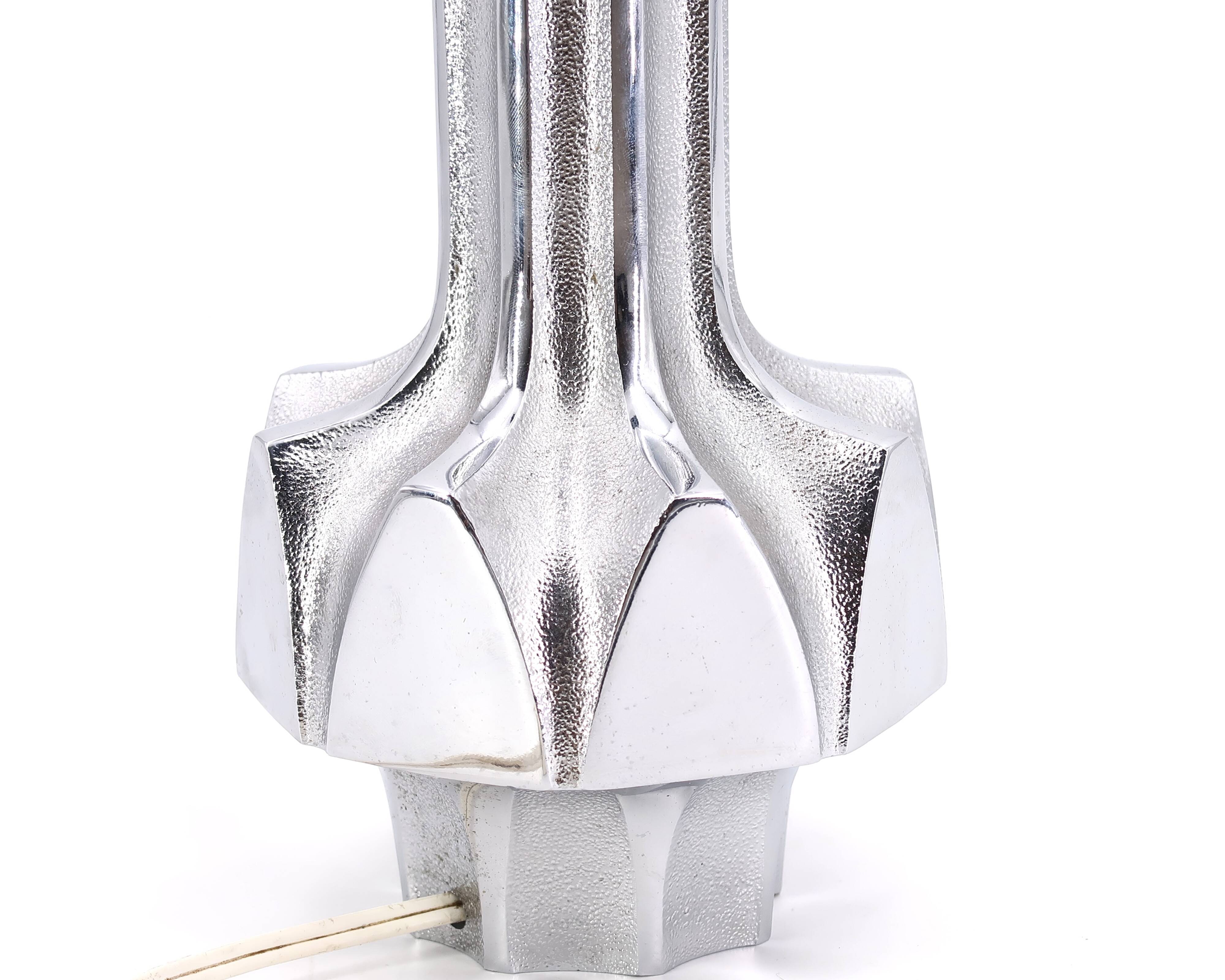 Sculptural lamp in silver cast iron, white lampshade, 70s