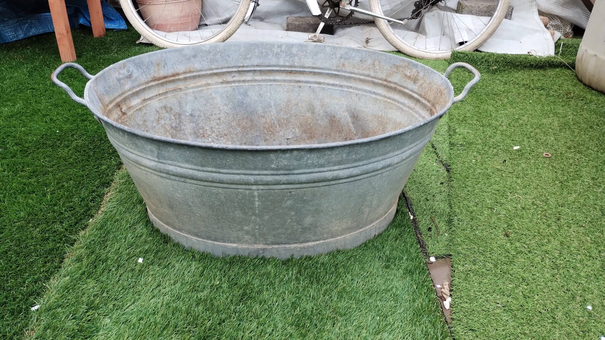 Vintage galvanized washing basin