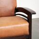 Ensemble de 2 fauteuils Art Déco en cuir de vache couleur cognac du 20e siècle.