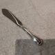Couteau de service pour gateau manche argent 800 suisse Jezler filet