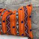 Magnifique coussin Kilim berbère vintage du Maroc