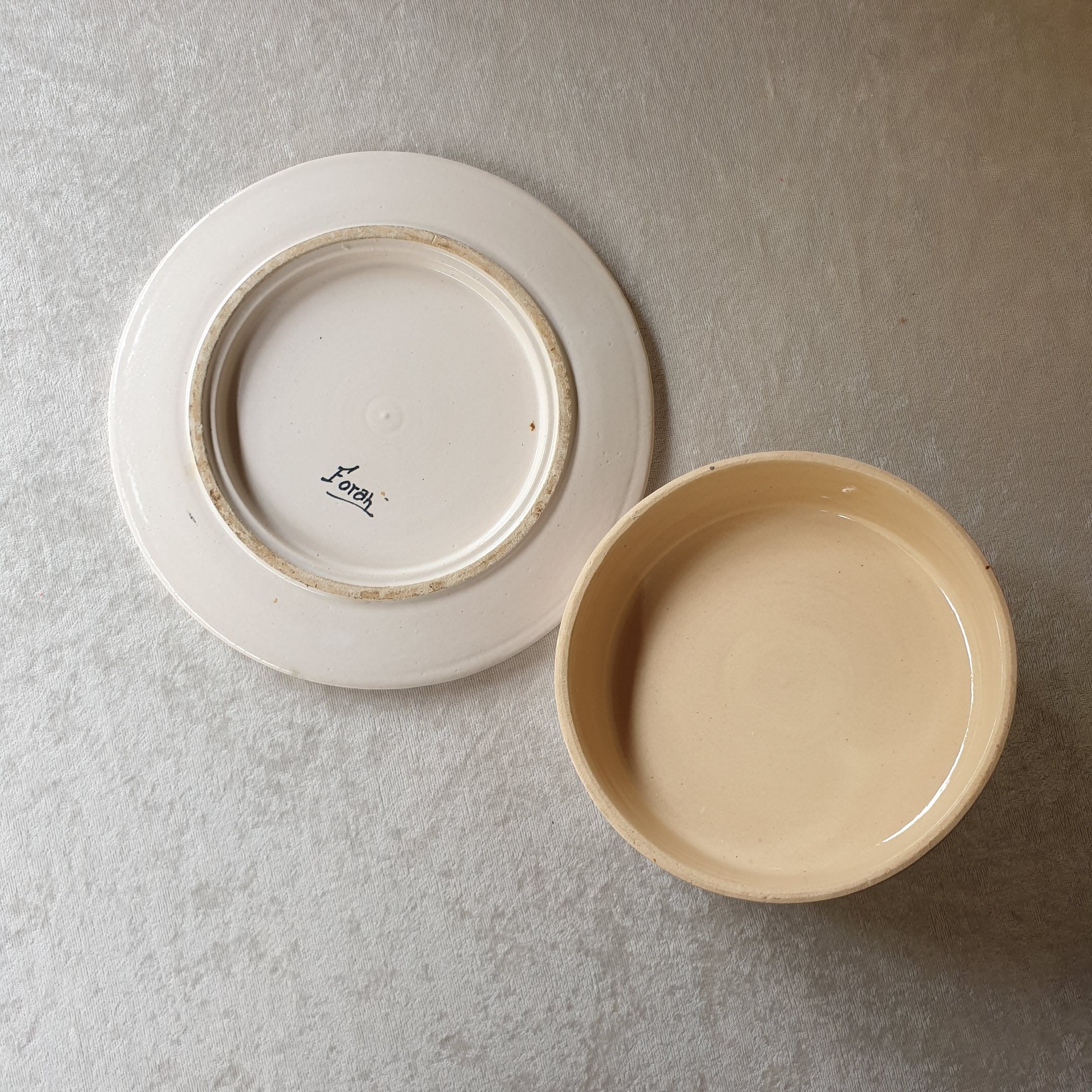 Ceramic cheese bell