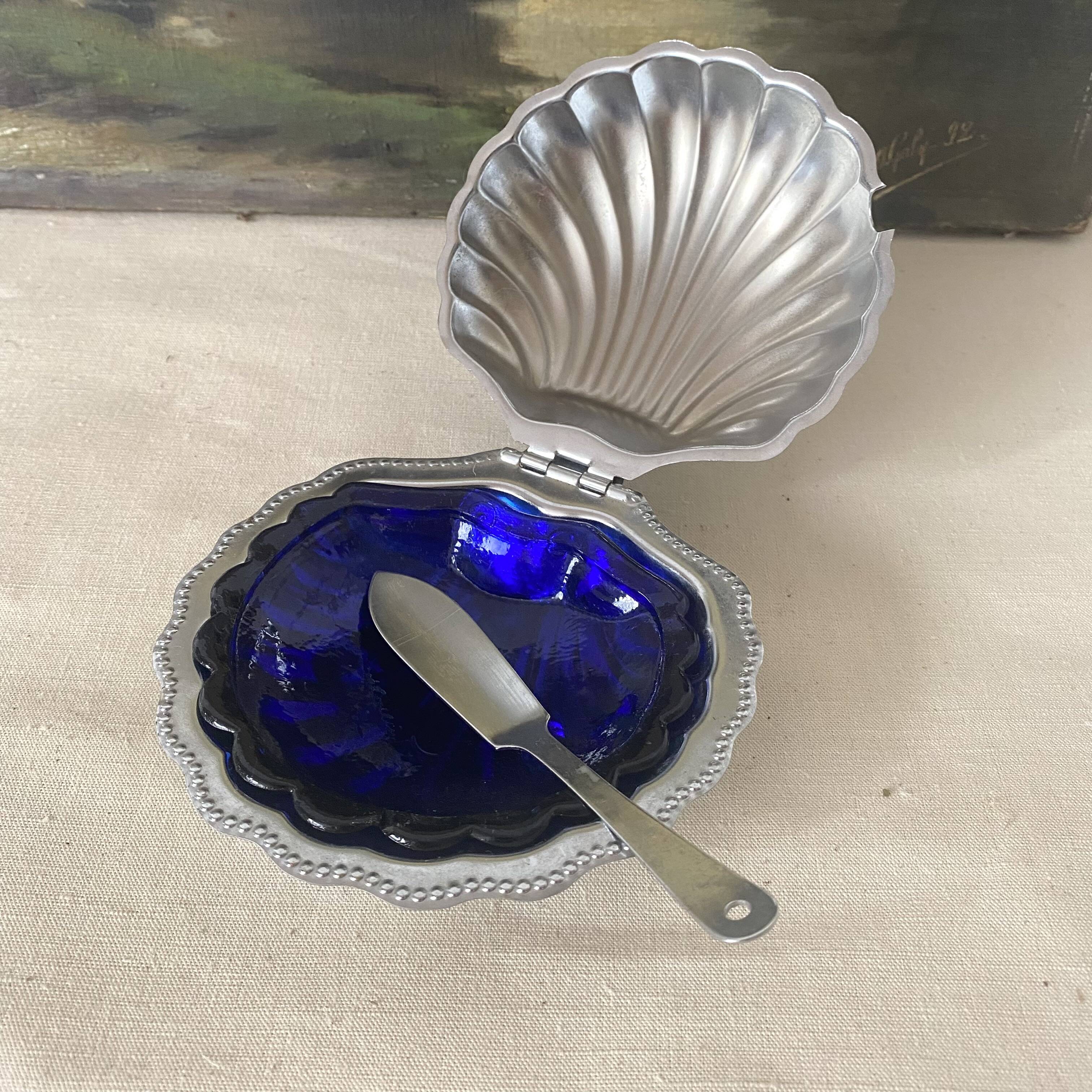 Stainless steel and glass shell butter dish with knife