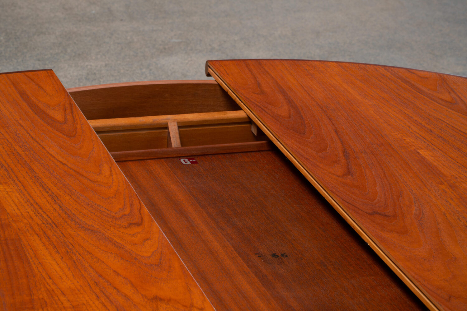 Scandinavian table G-Plan 1960