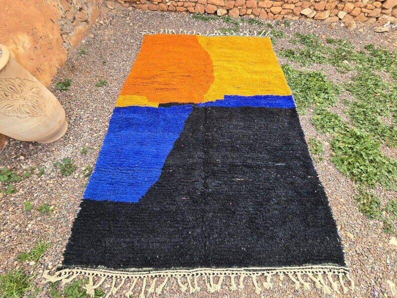 Handmade Berber Beni Ouraine rug, size 250 x 250 cm