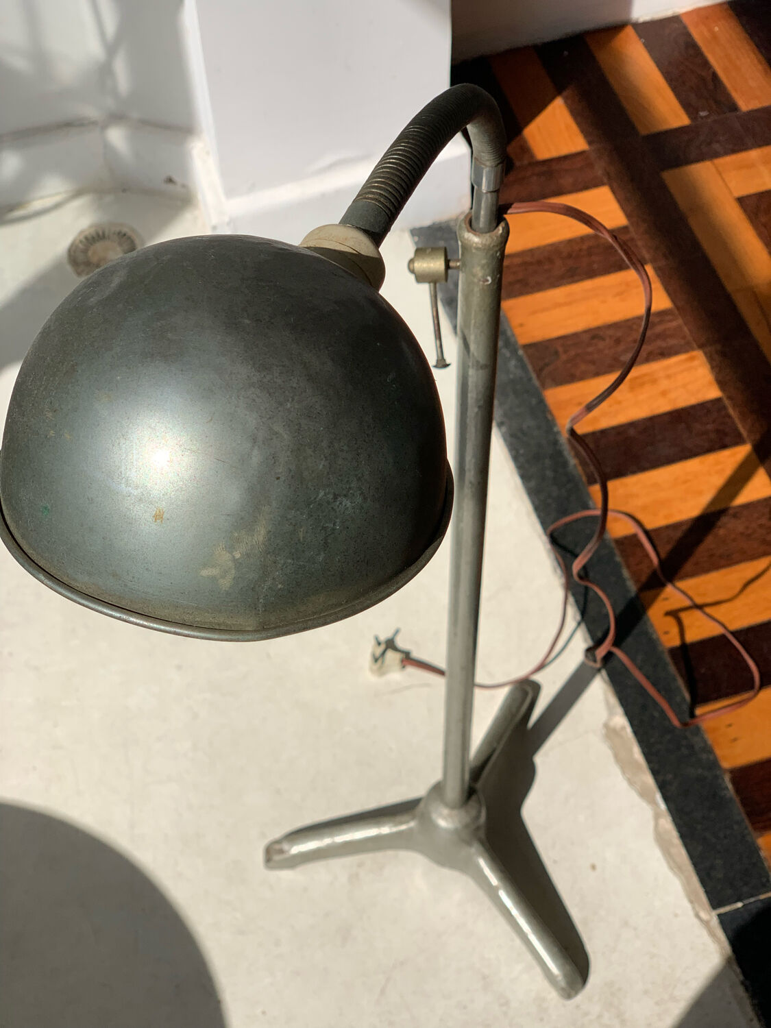 Industrial metal foot lamp