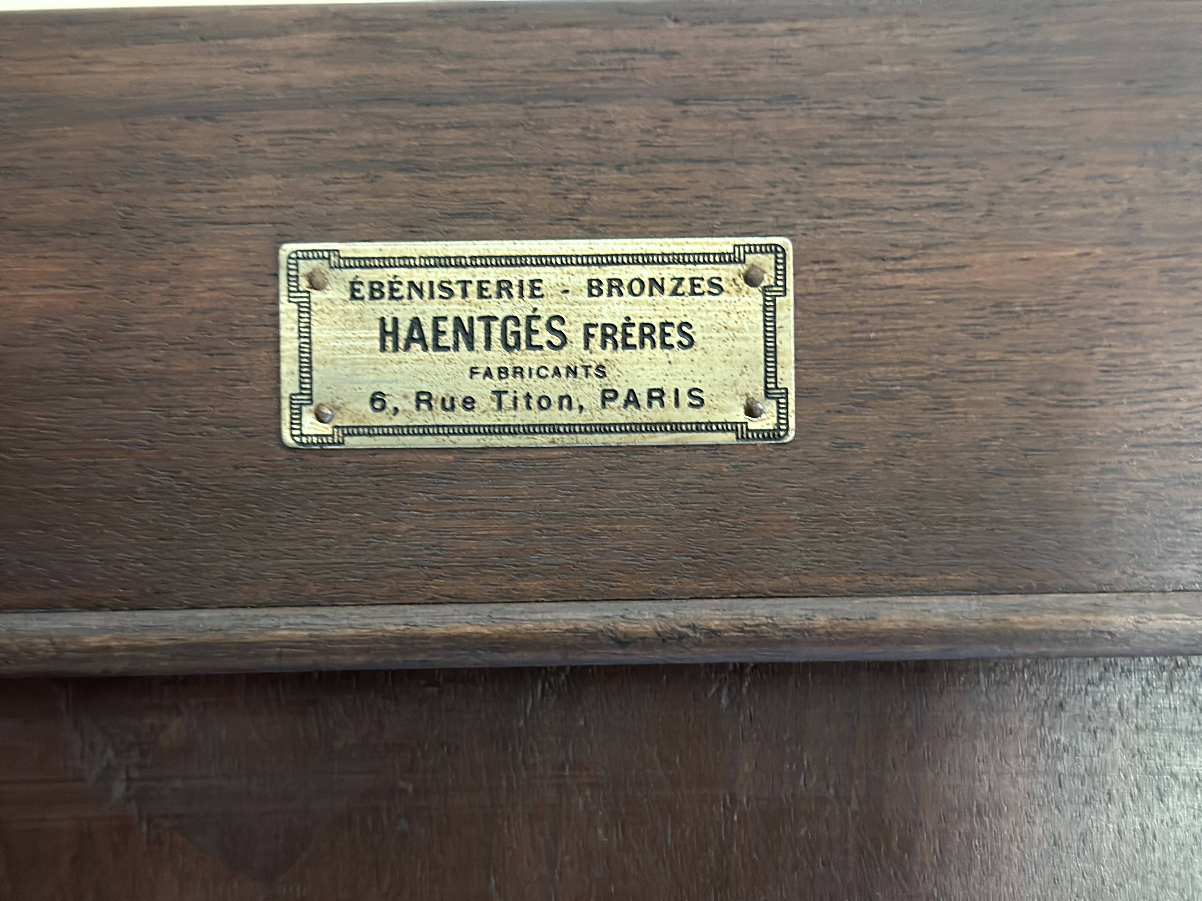 Haentges frères renaissance style cabinet in walnut