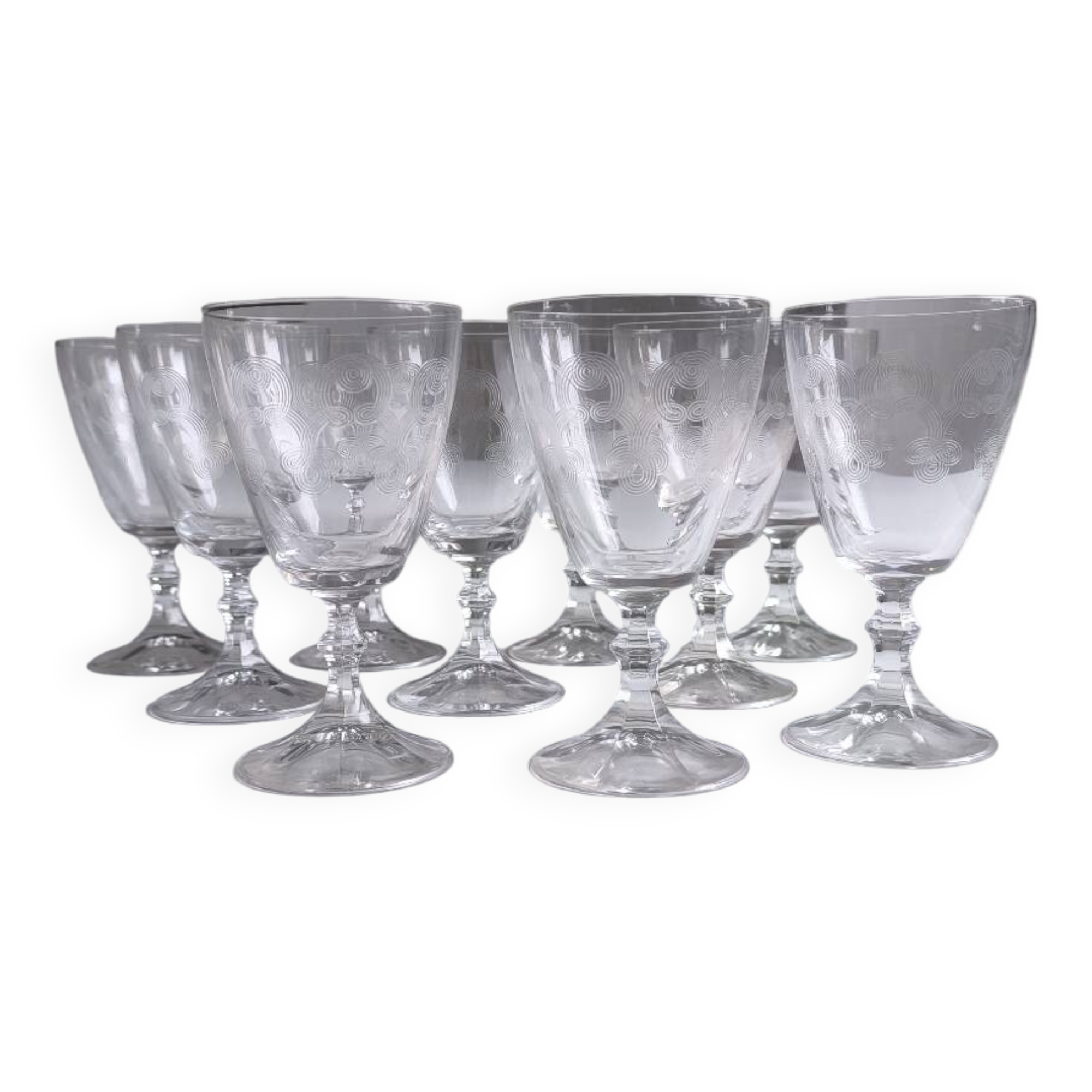 Set de 10 verres à vin en verre ciselé