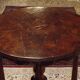 Antique English round table. Petite table ronde anglaise