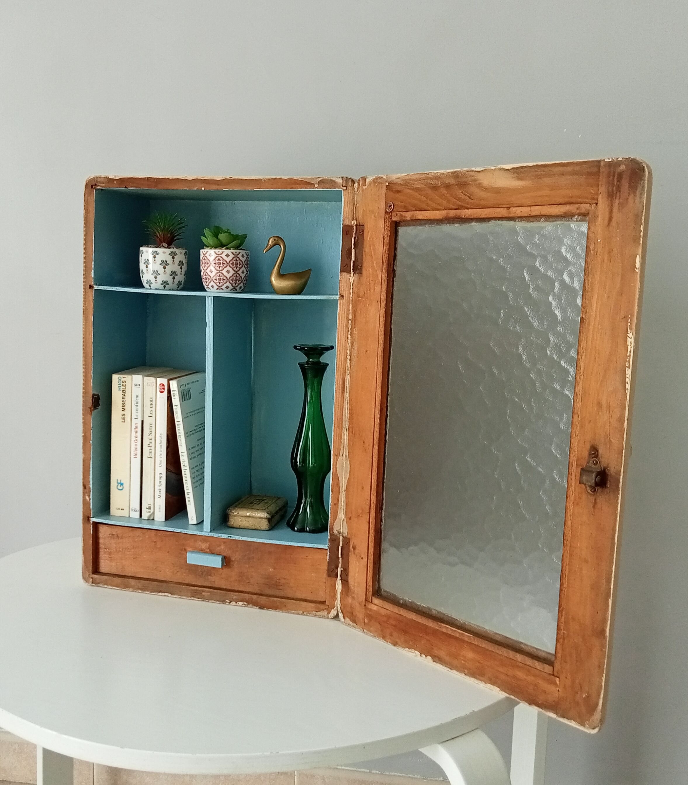 Glass medicine cabinet 50s