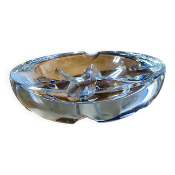 Baccarat crystal ashtray with star decoration