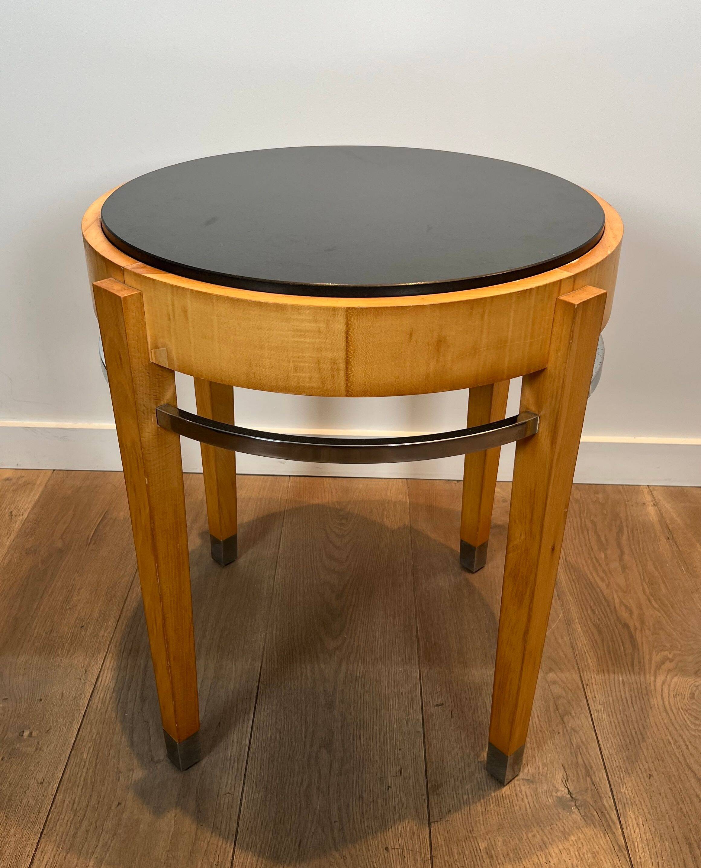 Pedestal table in sycamore veneer, chrome and marble top