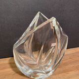Stylized crystal vase signed Baccarat
