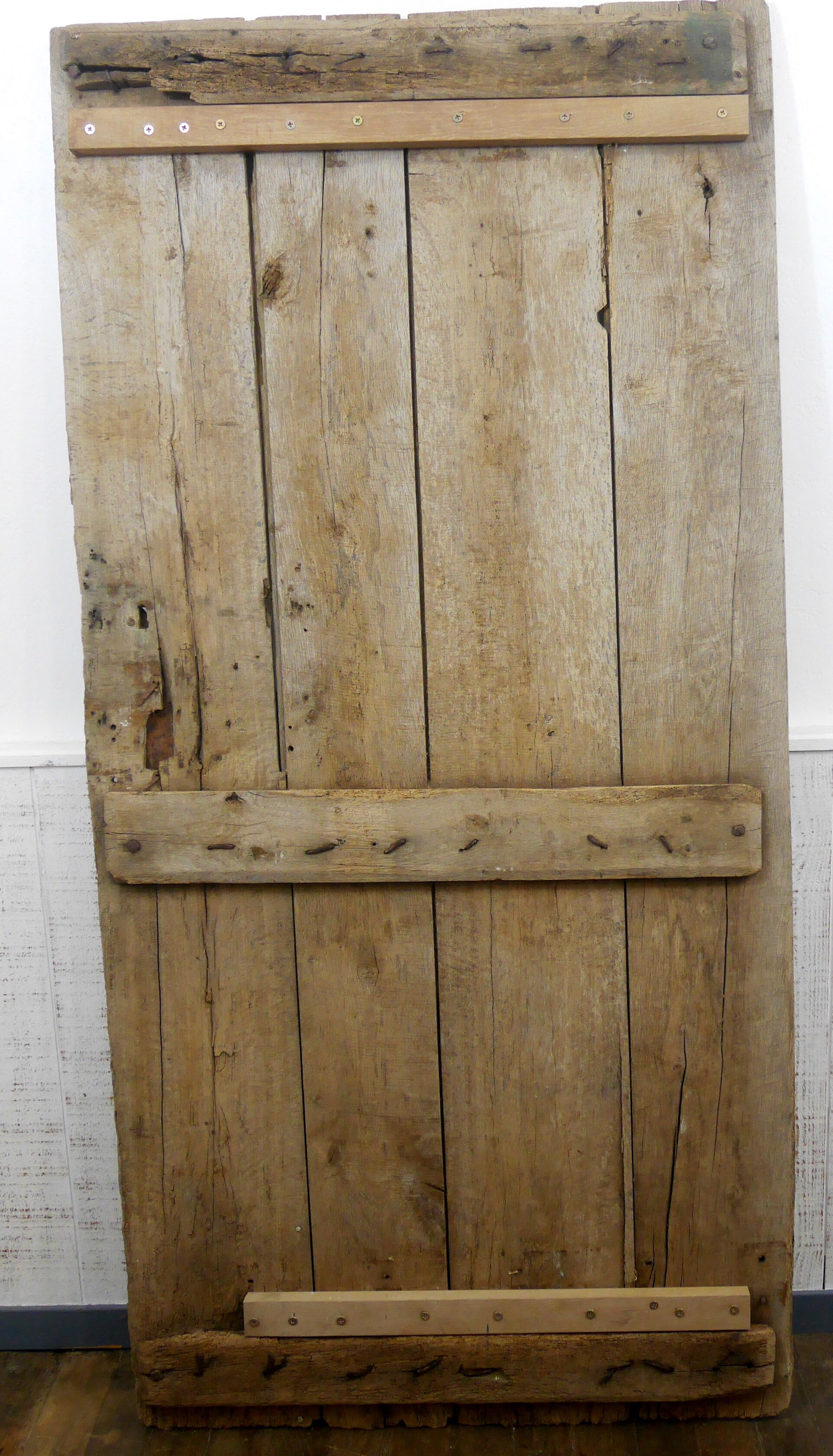 Old door in rustic chene farm castles