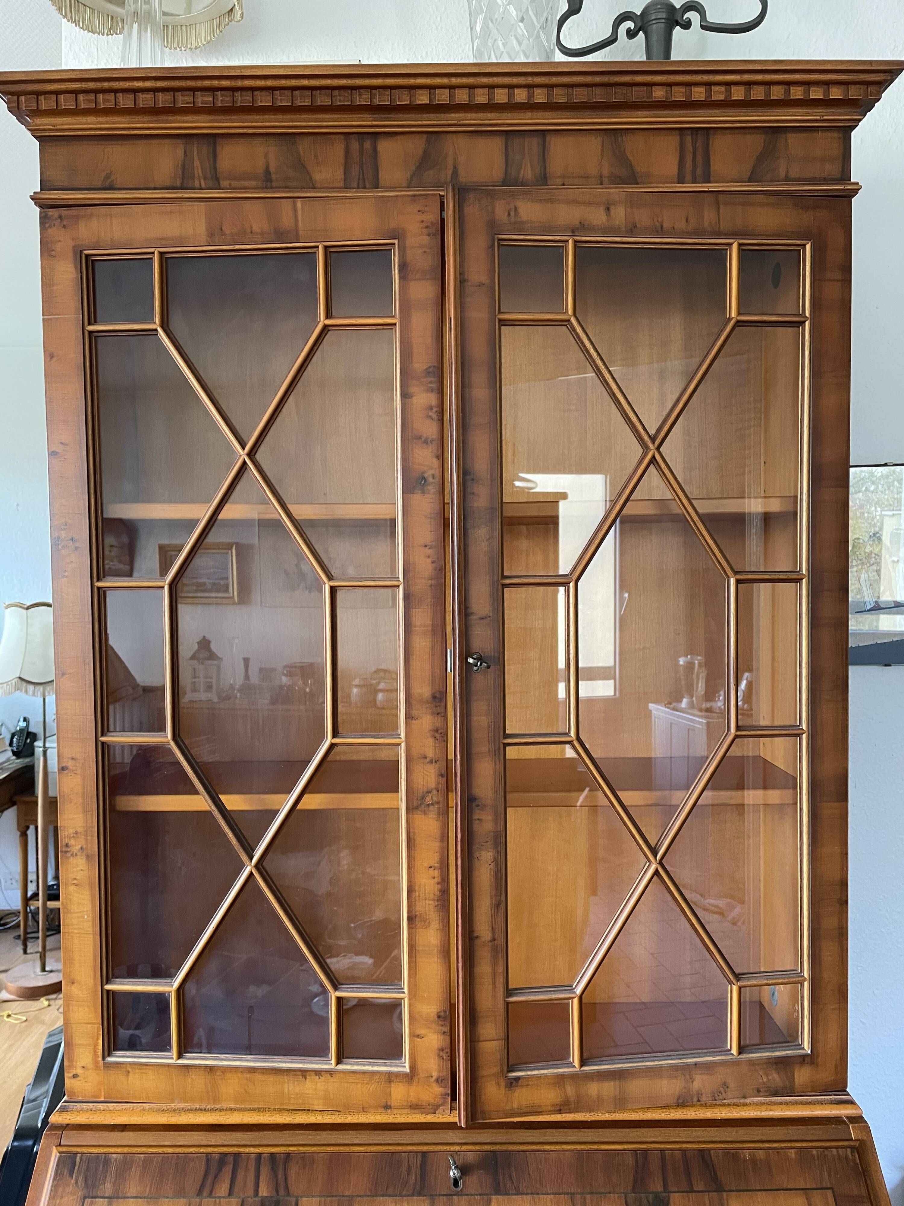Scriban library, secretary in marquetry 1900s English style