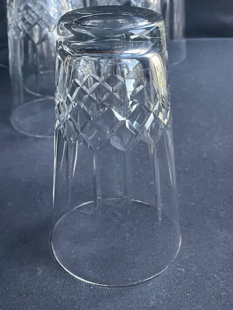 8 grands verres cristal taillé