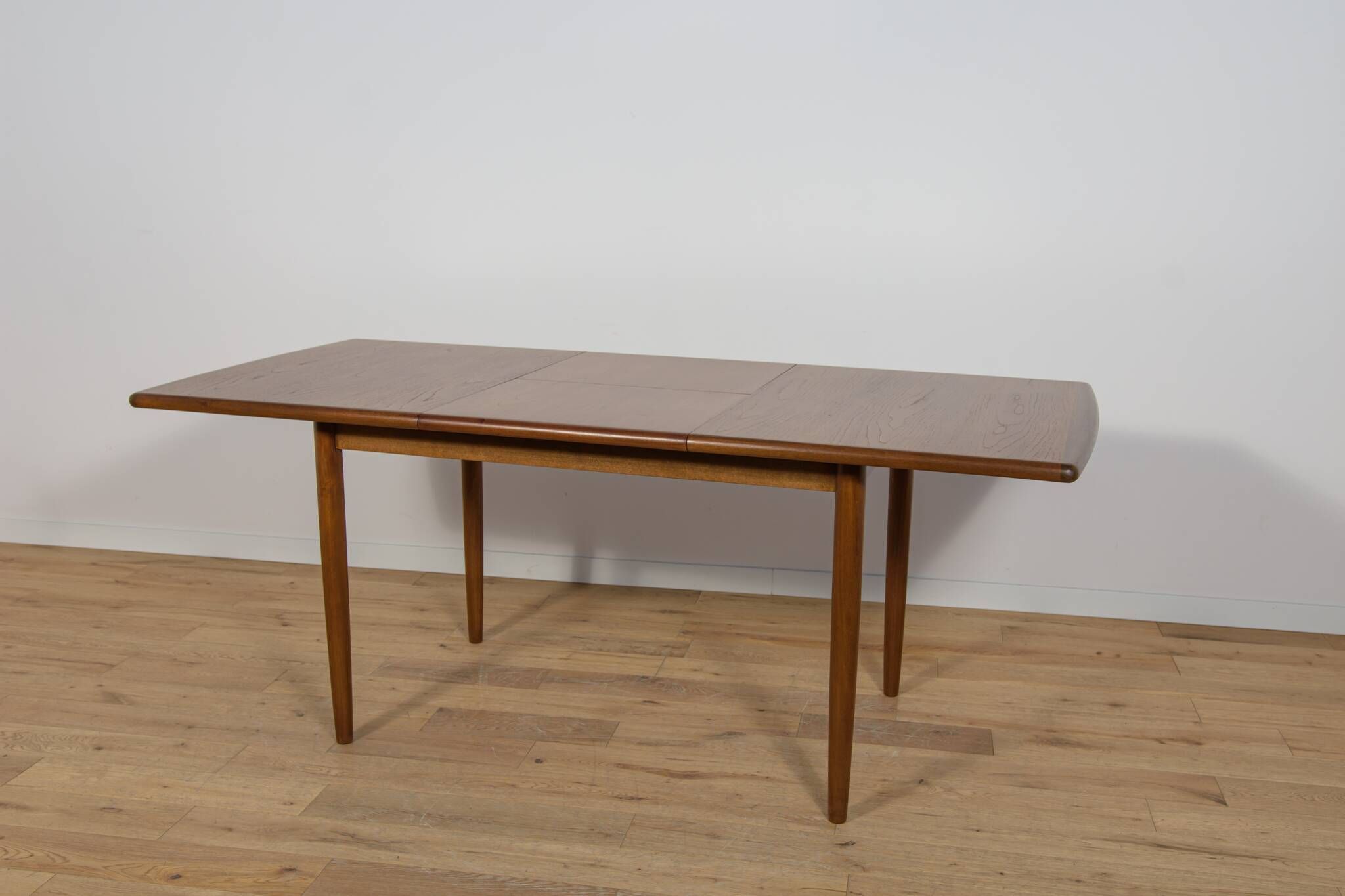 Table à manger rectangulaire extensible du milieu du siècle de Meredew, Royaume-Uni