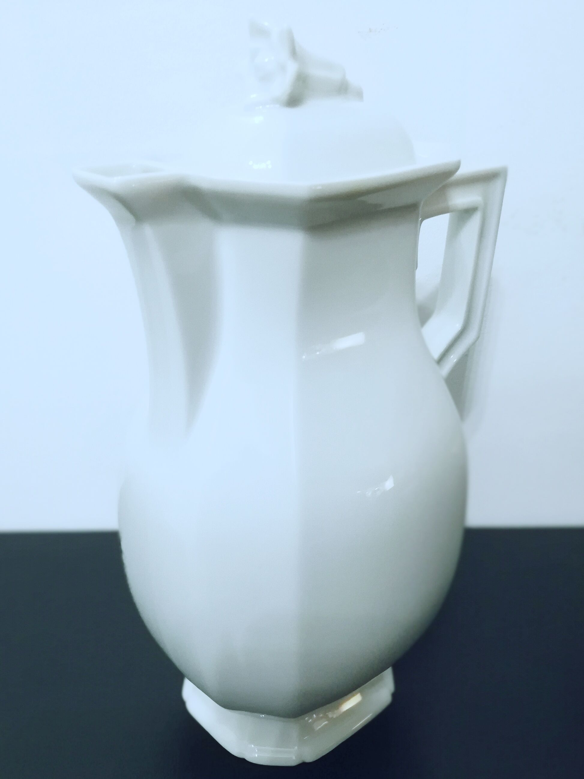 Coffee service in limoges porcelain Coquet Lotus model