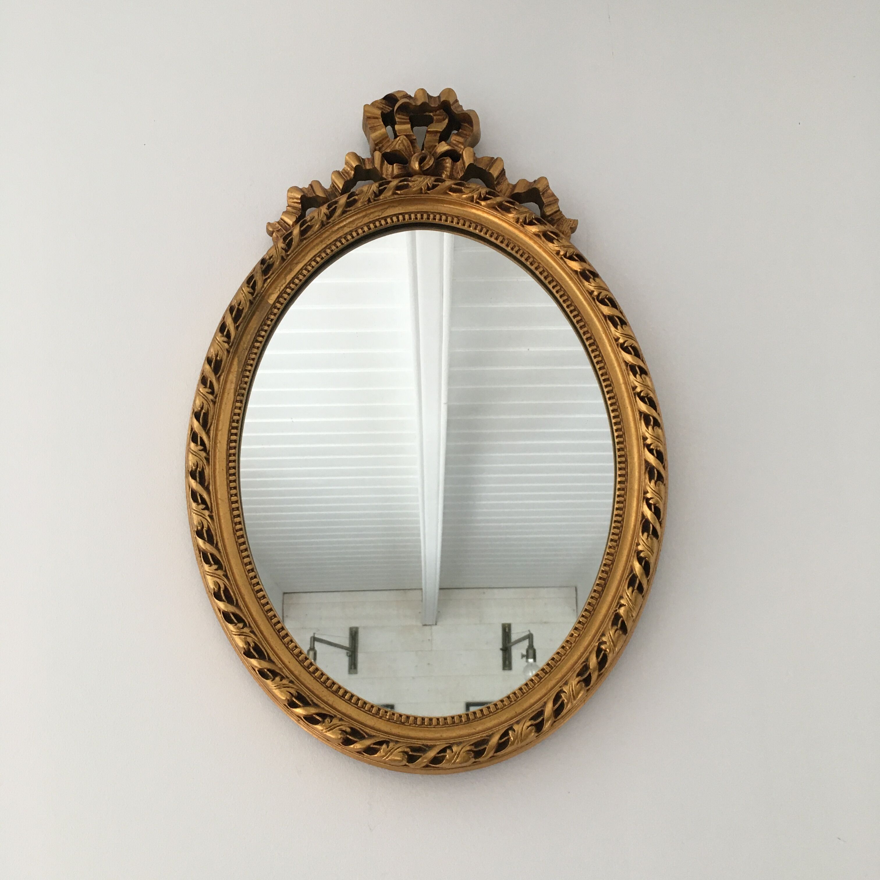 Oval knot mirror 55x35cm