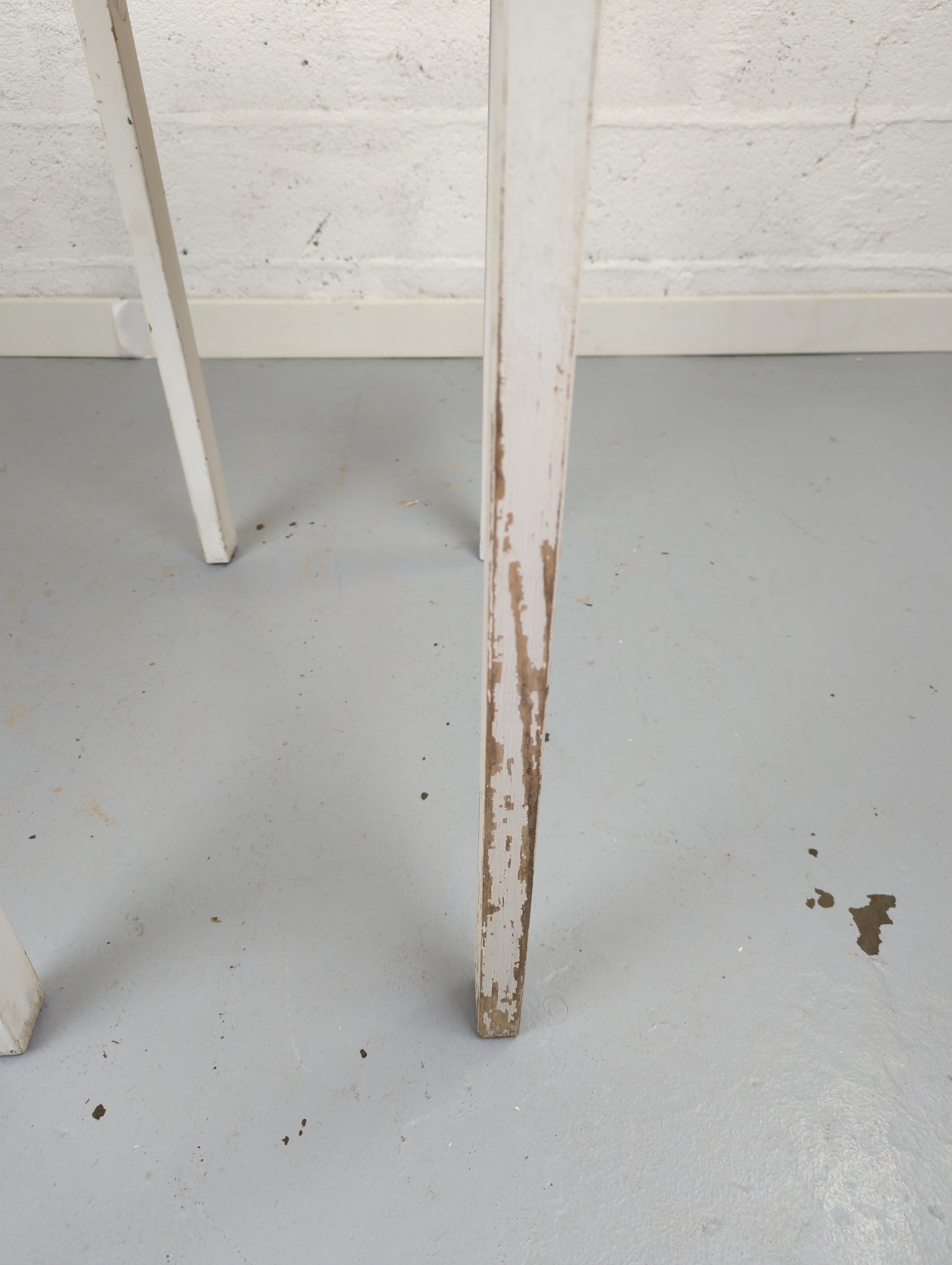 White old farmhouse table