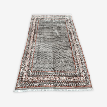 Persian rug 195 x 290