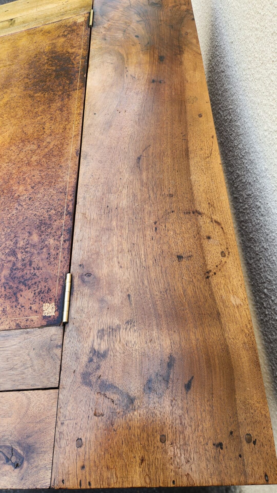 Antique wooden desk from 1920/1940.