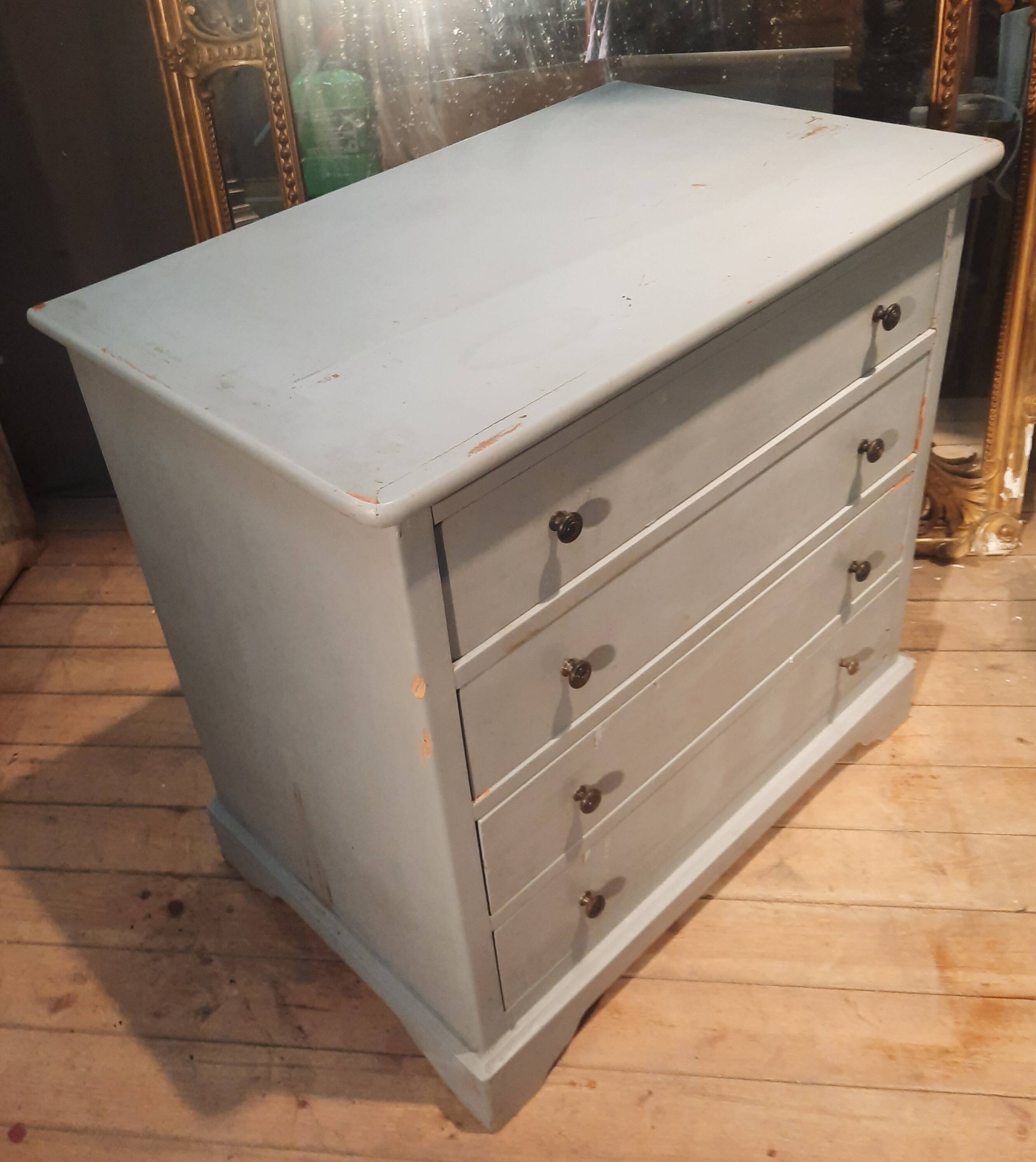 Louis Philippe style painted wooden chest of drawers